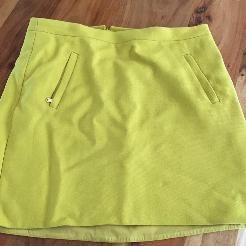 Wool mini skirt / mustard color